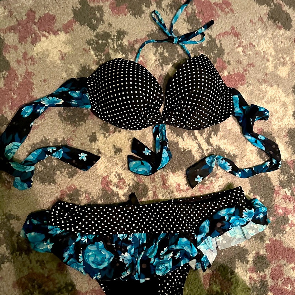 Blue rose bikini set